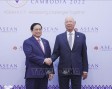 Hội nghị Cấp cao ASEAN: Thủ tướng tiếp Chủ tịch điều hành Diễn đàn Kinh tế thế giới
